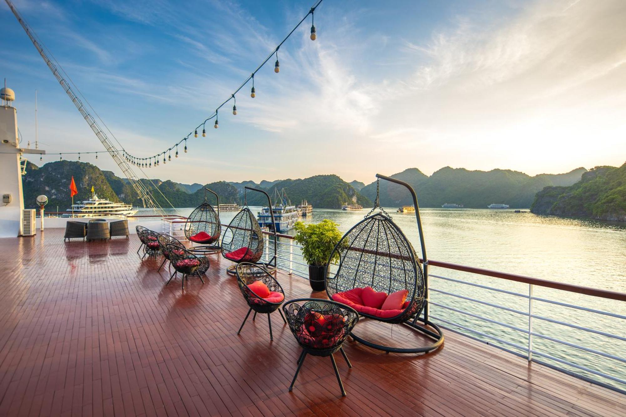 Hotel Aqua Of The Seas Cruise Halong Ha Long Exterior foto